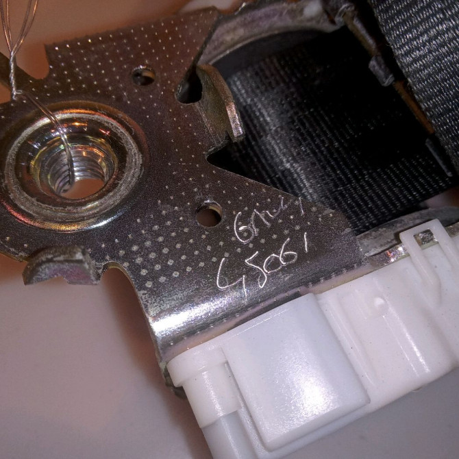 Ceinture arrière gauche occasion PEUGEOT 5008 I Phase 1 11-2009->12-2013 2.0 HDI 150ch 8975SH 2