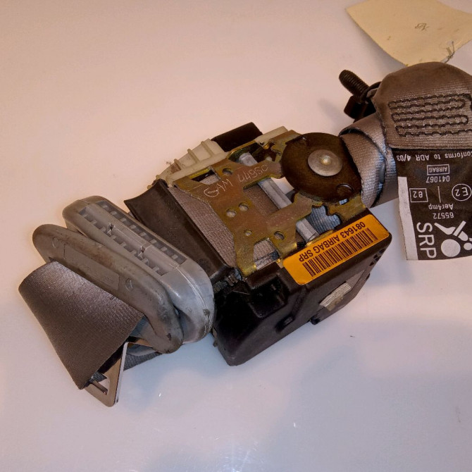 Ceinture avant droite occasion RENAULT CLIO II Phase 2 06-2001->07-2006 1.5 DCI 65ch 8200081642 2