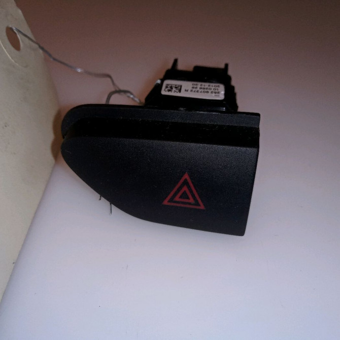 Bouton de warning occasion RENAULT CLIO IV Phase 1 07-2012->... 1.5 DCI 90ch 252907372R 1