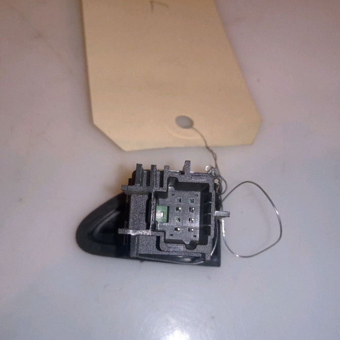 Bouton de warning occasion RENAULT CLIO IV Phase 1 07-2012->... 1.5 DCI 90ch 252907372R 3