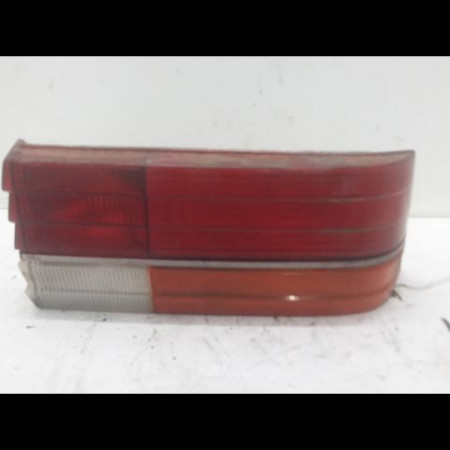 Feu arrière droit occasion RENAULT 25 Phase 1 03-1984->06-1988 TURBO D 7701029938