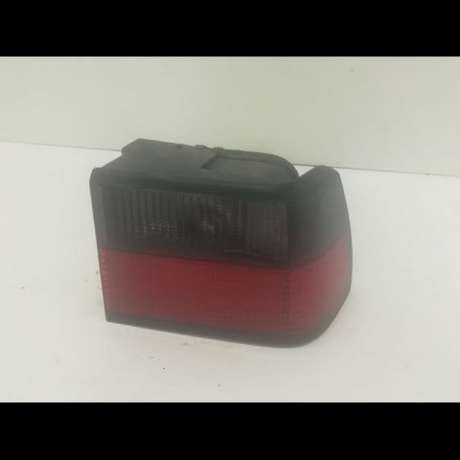 Feu arrière droit occasion CITROEN XANTIA Phase 1 03-1993->06-1998 2.1 TD 95668016 1