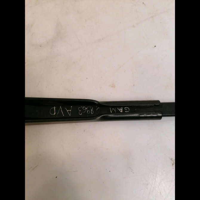 Bras essuie-glace avant droit occasion PEUGEOT RCZ 6429HW 2