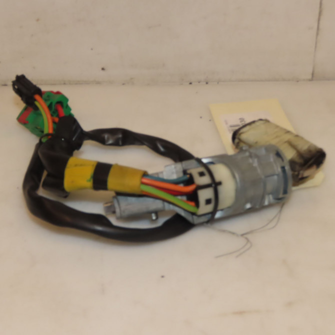 Antivol de direction occasion PEUGEOT 1007 Phase 1 04-2005->12-2010 1.4 HDI 4162EV 1