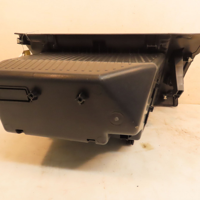 Boite à gants occasion PEUGEOT 2008 Phase 1 01-2013->... 1.6 E-HDI 92ch 96738112ZD 2