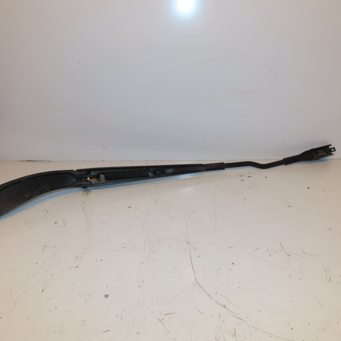Bras essuie-glace avant droit occasion FORD CMAX II Phase 1 09-2010->09-2015 1.6 TDCI 115ch 1899697 1