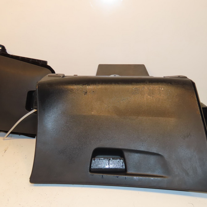 Boite à gants occasion CITROEN C4 PICASSO II Phase 1 04-2013->... 1.6 e-HDi 8v 115ch 1609671280 1