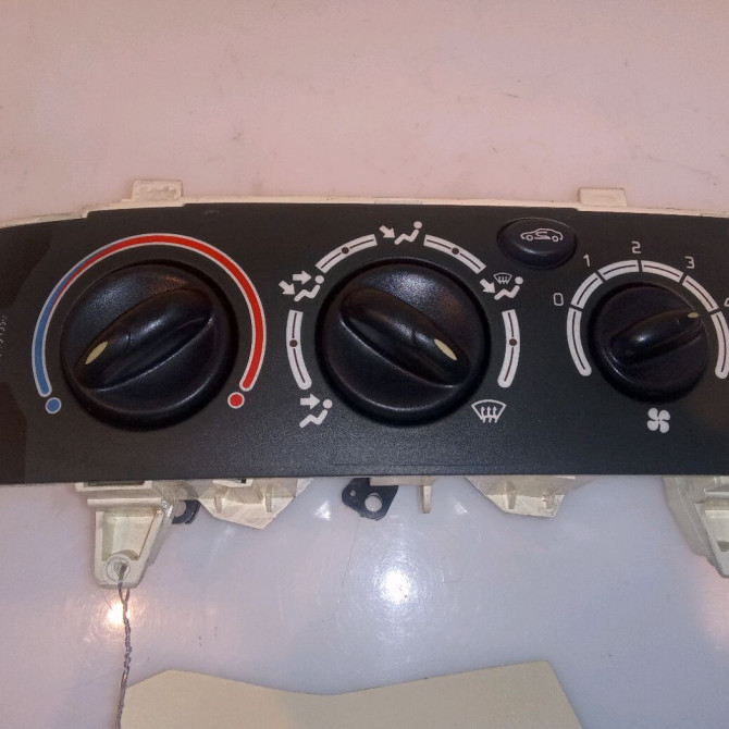 Commande de chauffage occasion RENAULT SCENIC I Phase 1 09-1996->08-1999 7701209441 1
