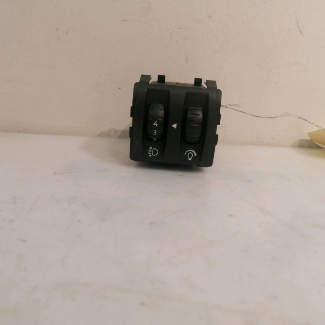 Commande eclairage occasion RENAULT CLIO III Phase 1 09-2005->03-2009 1.5 DCI 85ch 255405605R 1