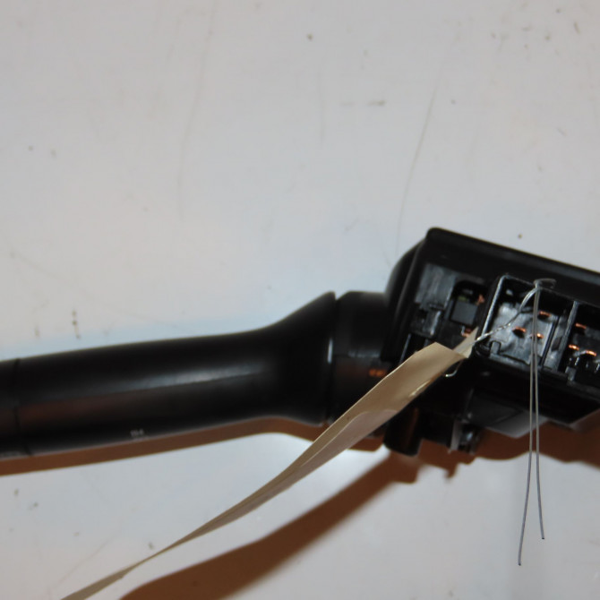 Commande essuie glace occasion CITROEN C1 I Phase 3 01-2012->08-2014 1.0i 68ch 6239SA 2