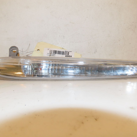 <span class="tt">Clignotant droit occasion  </span><span class="designation"> </span>