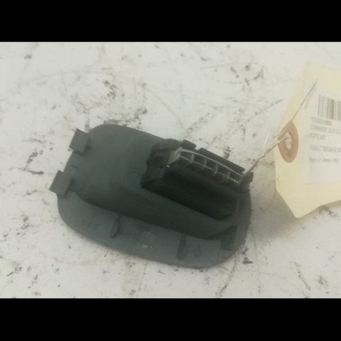 Commande lève-glace porte avant droite occasion RENAULT MEGANE SCENIC I Phase 1 09-1996->08-1999 1.6 7700838100 2