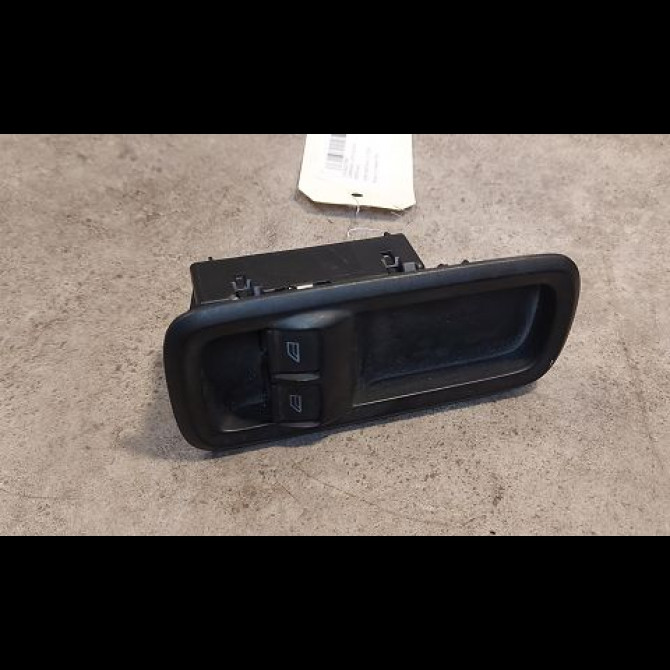 Commande lève-glace porte avant gauche occasion FORD FIESTA VI Phase 1 10-2008->11-2012 1.4 TDCI 68ch 1547740 1