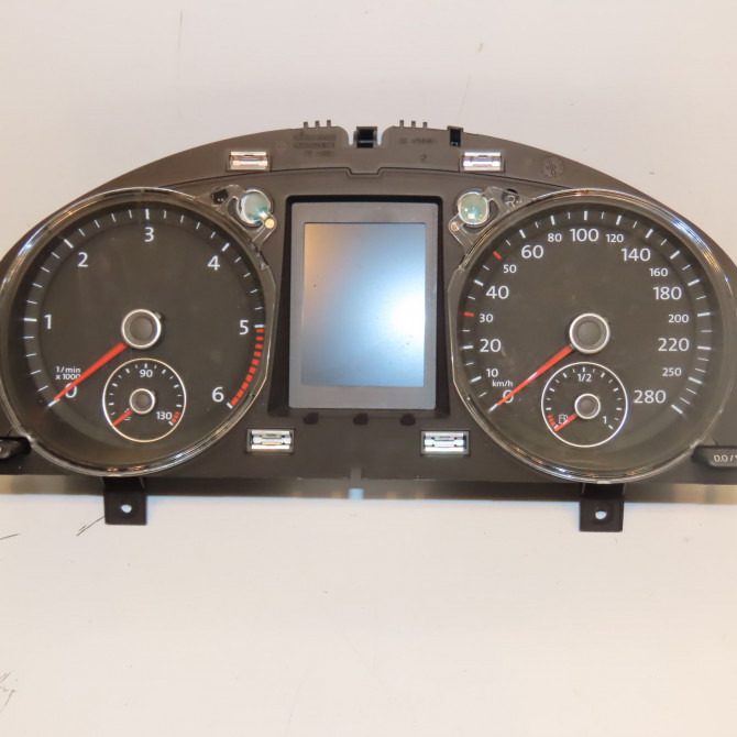 Compteur occasion VOLKSWAGEN PASSAT VI Phase 1 CC 11-2011->12-2017 3C8920880RX 1