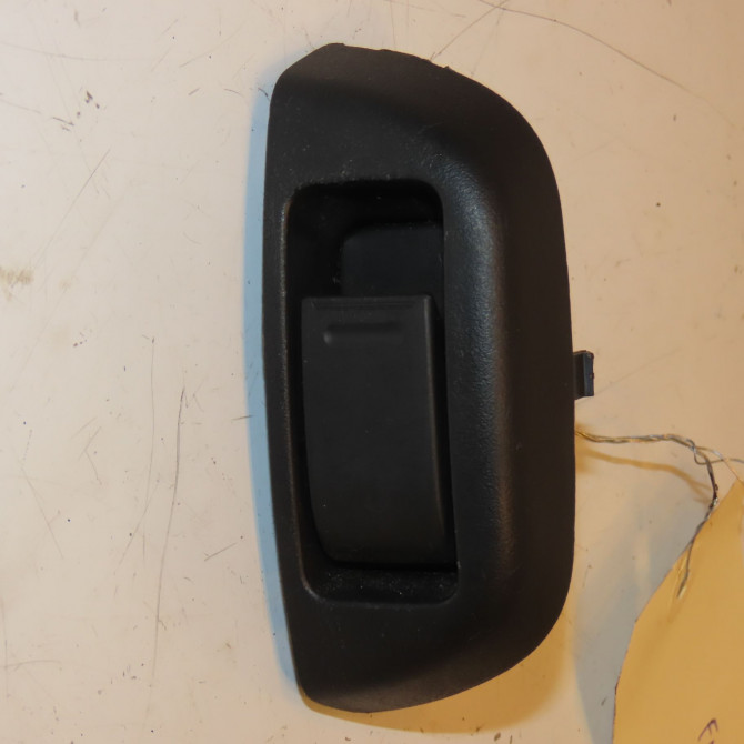 Commande lève-glace porte avant gauche occasion CITROEN C1 I Phase 3 01-2012->08-2014 1.0i 68ch 6554KZ 1