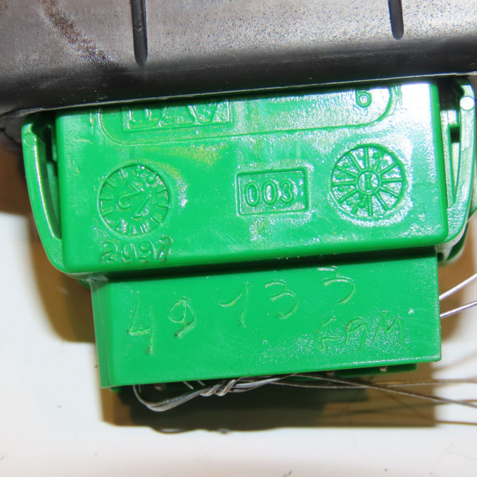 Commande lève-glace porte avant droite occasion CITROEN C1 I Phase 3 01-2012->08-2014 1.0i 68ch 6554KZ 3