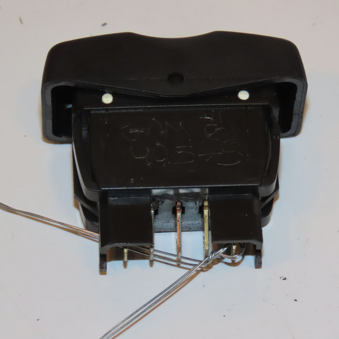 Commande lève-glace porte avant gauche occasion DACIA LOGAN I Phase 2 07-2008->12-2012 1.5 DCI 70ch 6001546816 2