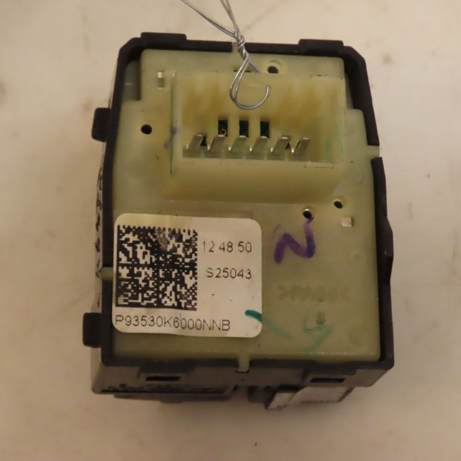 Commande rétroviseurs extérieures électriques occasion HYUNDAI I 10 II Phase 2 09-2016->... 93530K6000NNB 2