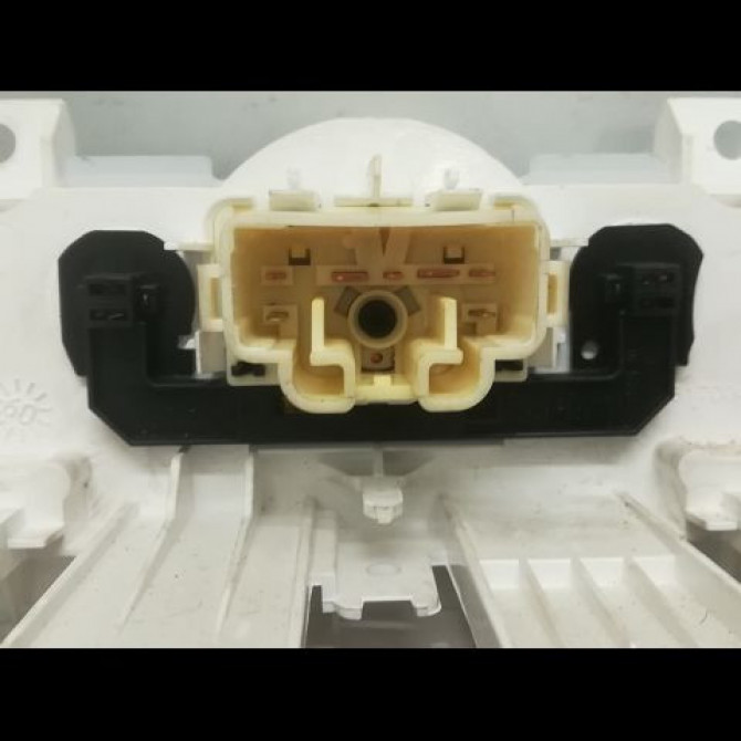 Commande de chauffage occasion CITROEN C1 I Phase 2 11-2008->01-2012 1.0i 3