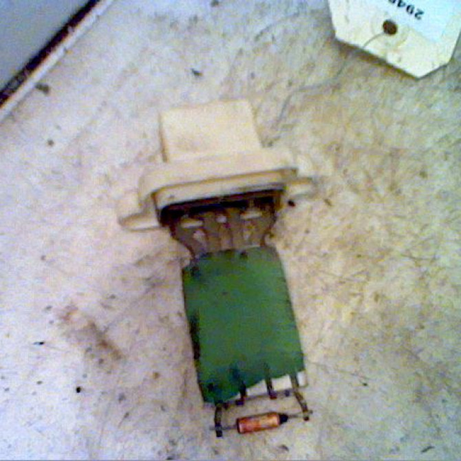 Resistance de chauffage occasion FORD FIESTA V Phase 2 10-2005->10-2008 1.6 TDCI 1855157 1