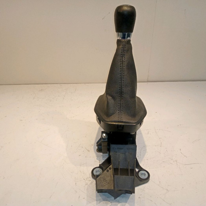 Levier de vitesses occasion FORD 146 Phase 1 04-1995->04-1999 1.5 TDCI 75ch 1742233 2