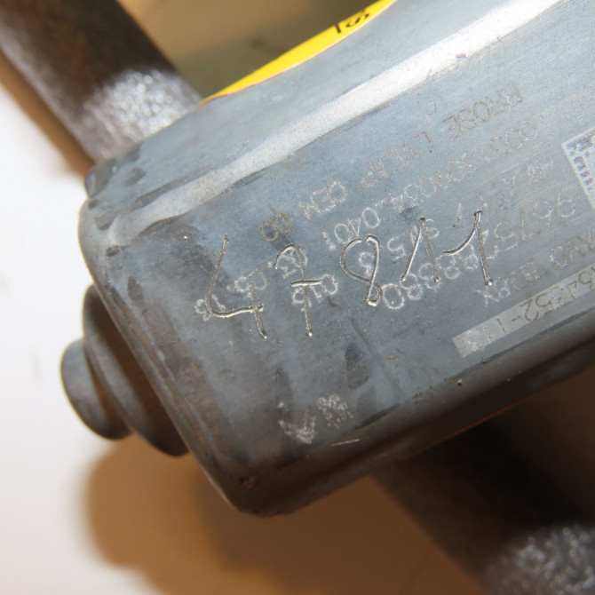 Mecanisme + moteur lève-glace avant droit occasion CITROEN C4 PICASSO II Phase 1 04-2013->... 1.6 e-HDi 8v 115ch 3