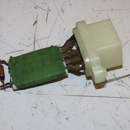 Resistance de chauffage occasion FORD FIESTA VI Phase 1 10-2008->11-2012 1.2i 82ch 1855157