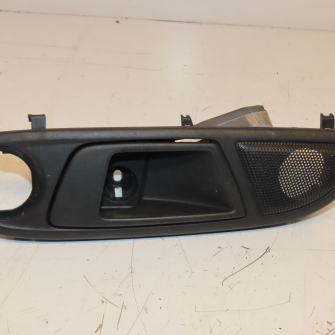 Poignee int porte avg occasion FORD FIESTA VI Phase 1 10-2008->11-2012 1.2i 82ch 1686126 1