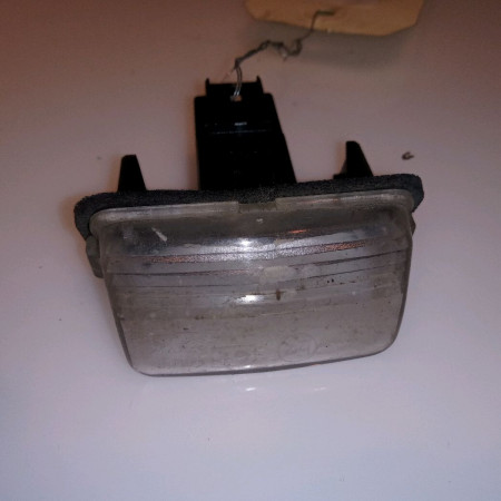 Eclaireur plaque de police d occasion PEUGEOT 207 Phase 1 04-2006->06-2013 1.6 HDI 16v 110ch 6340A3