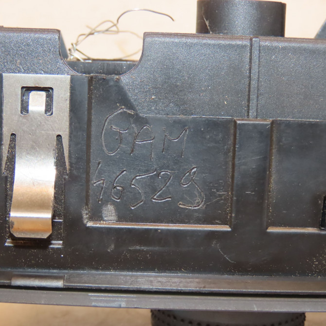 Interrupteur commande de phares occasion OPEL ZAFIRA II Phase 2 01-2008->12-2014 1.7 CDTI 16v 110ch 93185581 2