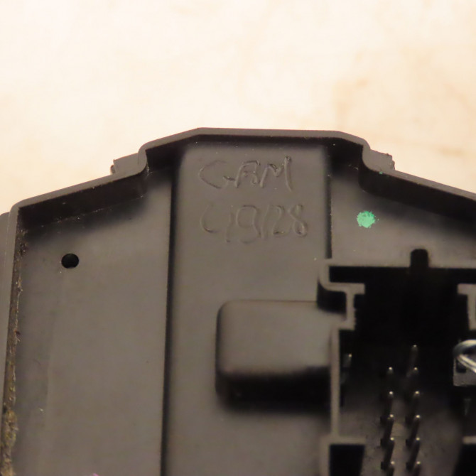 Interrupteur commande de phares occasion MERCEDES CLASSE CLS Phase 1 04-1995->04-1999 320 CDI 224ch 21954501049116 3