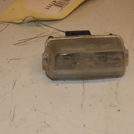 Eclaireur plaque de police d occasion PEUGEOT 5008 I Phase 1 11-2009->12-2013 1.6 HDI 110ch 6340A3