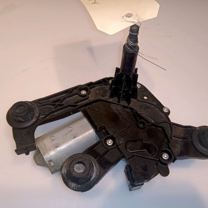 Moteur essuie-glace arrière occasion PEUGEOT 2008 Phase 1 01-2013->... 1.2i PURETECH 110ch 9678423580 2