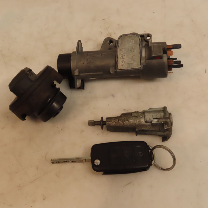 Kit serrures + antivol occasion SKODA FABIA II Phase 1 05-2007->03-2010 1.2i 60ch 1