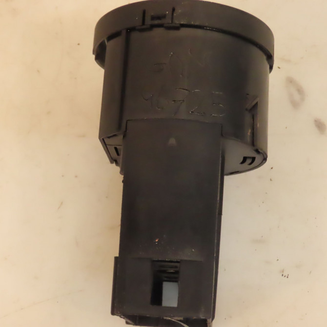 Interrupteur commande de phares occasion SKODA FABIA II Phase 1 05-2007->03-2010 1.2i 60ch 3