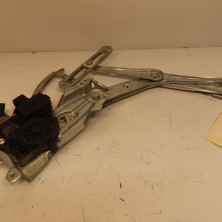 Mecanisme+moteur leve-glace avg occasion OPEL ASTRA II Phase 1 04-1998->09-2004 1.8i 16v 90543917