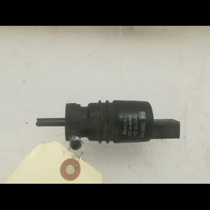 Pompe lave-glace avant occasion SUZUKI SWIFT IV Phase 1 09-2010->... 1.2 VVT 94ch 3841068L00 1