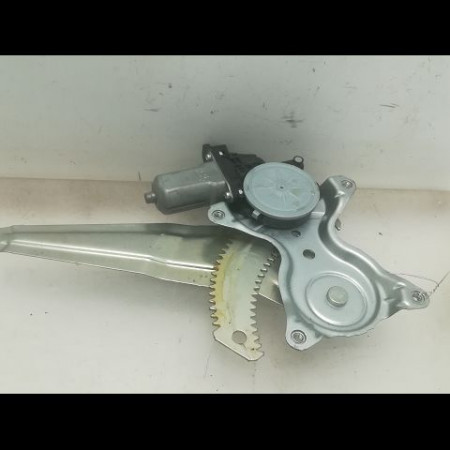 Mecanisme+moteur leve-glace ard occasion SUZUKI SWIFT IV Phase 1 09-2010->... 1.2 VVT 94ch 8351061M00