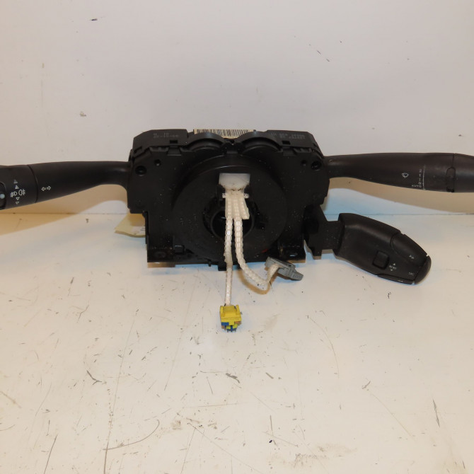 Bloc commodos occasion CITROEN C3 PLURIEL I Phase 1 04-2003->09-2008 1.4 HDi 98069803XT 1