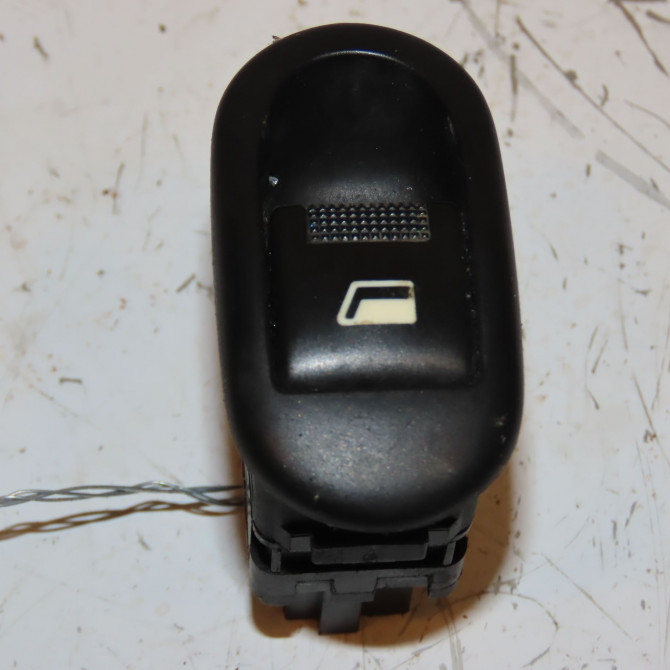 Commande lève-glace porte avant droite occasion CITROEN C3 PLURIEL I Phase 1 04-2003->09-2008 1.4 HDi 6554QX 1