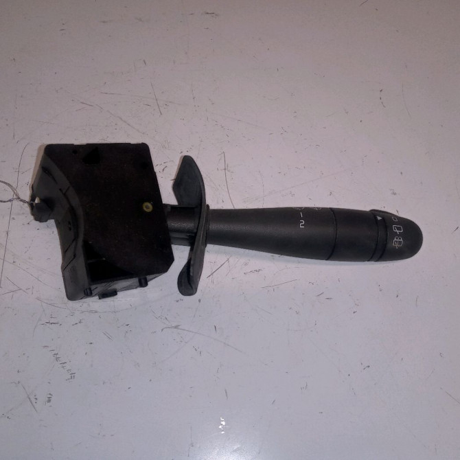 Commande essuie glace occasion DACIA SANDERO I Phase 1 06-2008->10-2012 1.5 DCI 90ch 6001551357 1