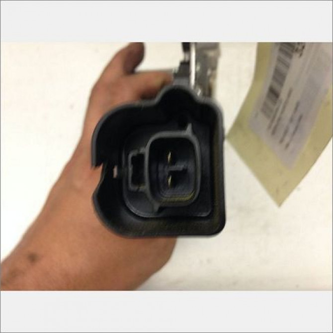 Serrure porte avd occasion PEUGEOT 107 Phase 1 06-2005->12-2008 1.4 HDI 9136T9 2