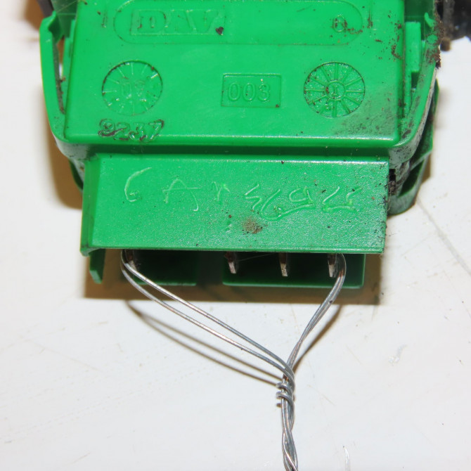 Commande lève-glace porte avant droite occasion CITROEN C1 I Phase 2 11-2008->01-2012 1.0i 6554KZ 2