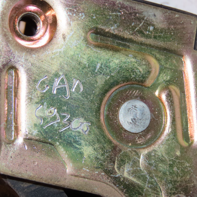 Serrure porte ard occasion RENAULT CLIO I Phase 1 06-1990->03-1994 1.1 7701031779 2