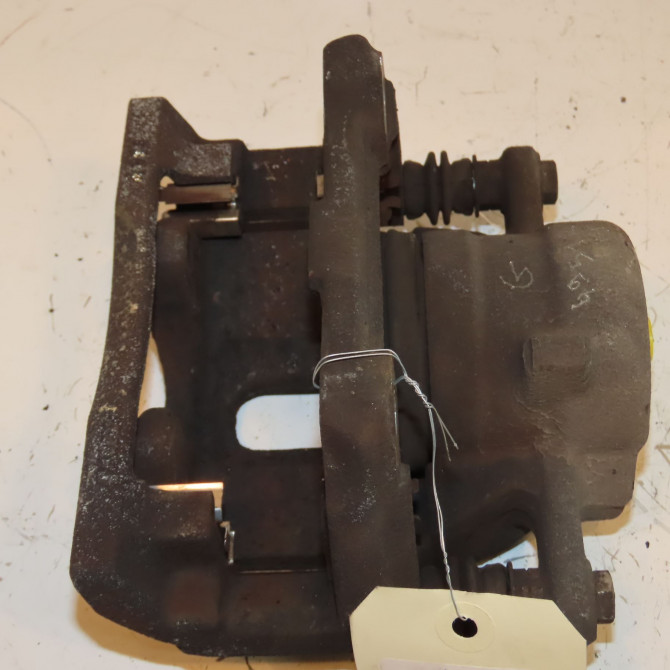 Etrier de frein avant gauche occasion NISSAN MICRA IV Phase 1 11-2010->12-2013 1.2i 80ch 410111HA0B 2