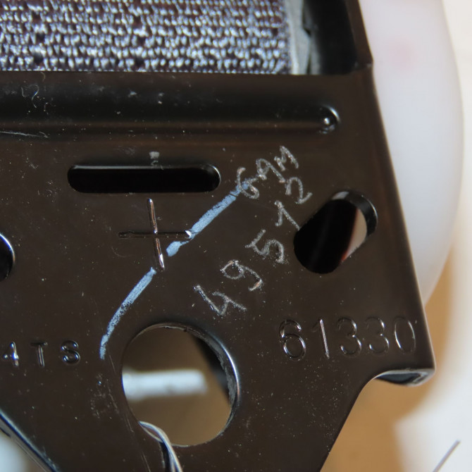 Ceinture centrale arriere occasion NISSAN MICRA IV Phase 1 11-2010->12-2013 1.2i 80ch 888441HB0B 2