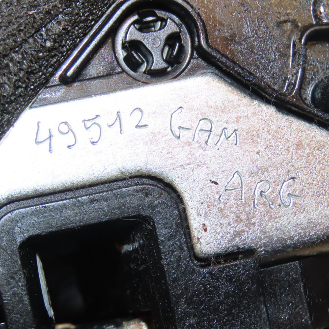Serrure porte arg occasion NISSAN MICRA IV Phase 1 11-2010->12-2013 1.2i 80ch 825011HH0C 2