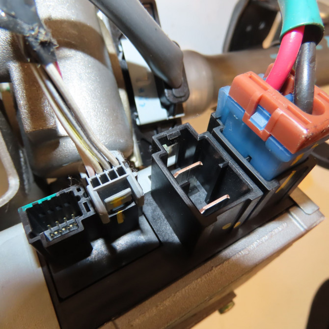 Colonne de direction assistee occasion NISSAN MICRA IV Phase 1 11-2010->12-2013 1.2i 80ch 488101HB1B 2