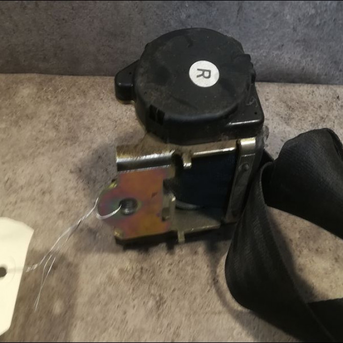 Ceinture avant droite occasion FORD FIESTA III Phase 1 03-1989->01-1994 1.8 D 3