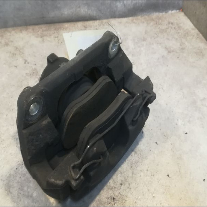 Etrier de frein avant droit occasion RENAULT MEGANE II Phase 2 BREAK 01-2006->06-2009 1.5 DCI 105ch 7701065267 2